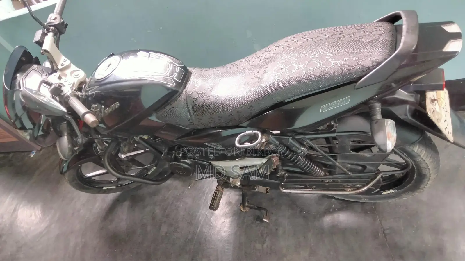 Bajaj Pulsar 150 2011