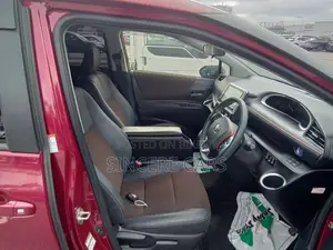 Toyota Sienta G QUERO PKG HYB 2022