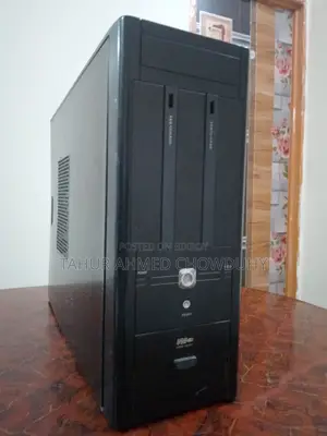 ২ টি পিসি একটি মনিটর একসাথে বিক্রি হবে