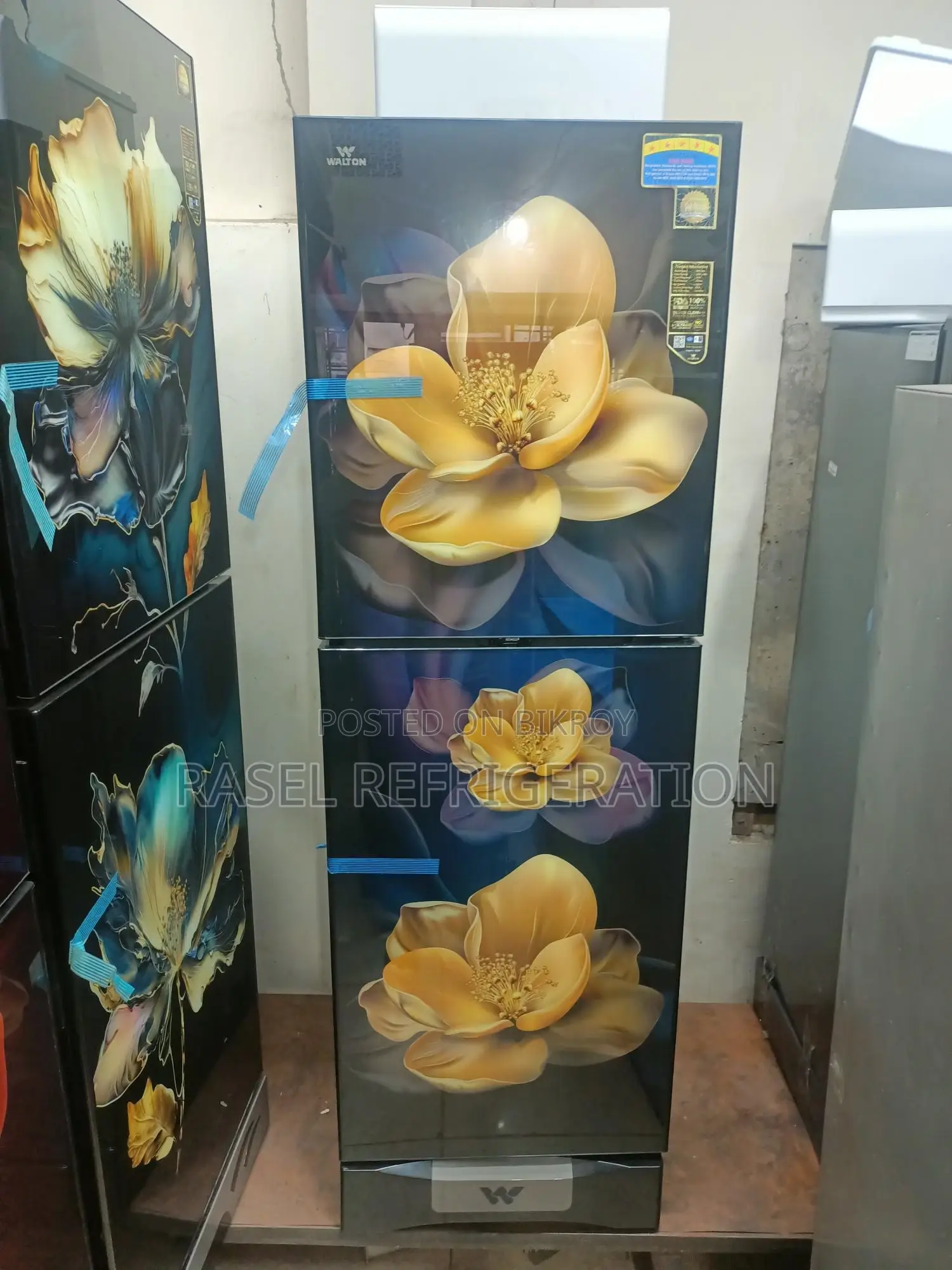 35% Discount!!! 268-liter Walton refrigerator, model WFB-2E4-GDEL for sale.