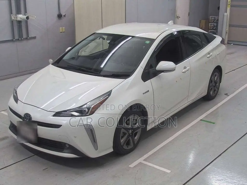 Toyota Prius S Touring selection 2020