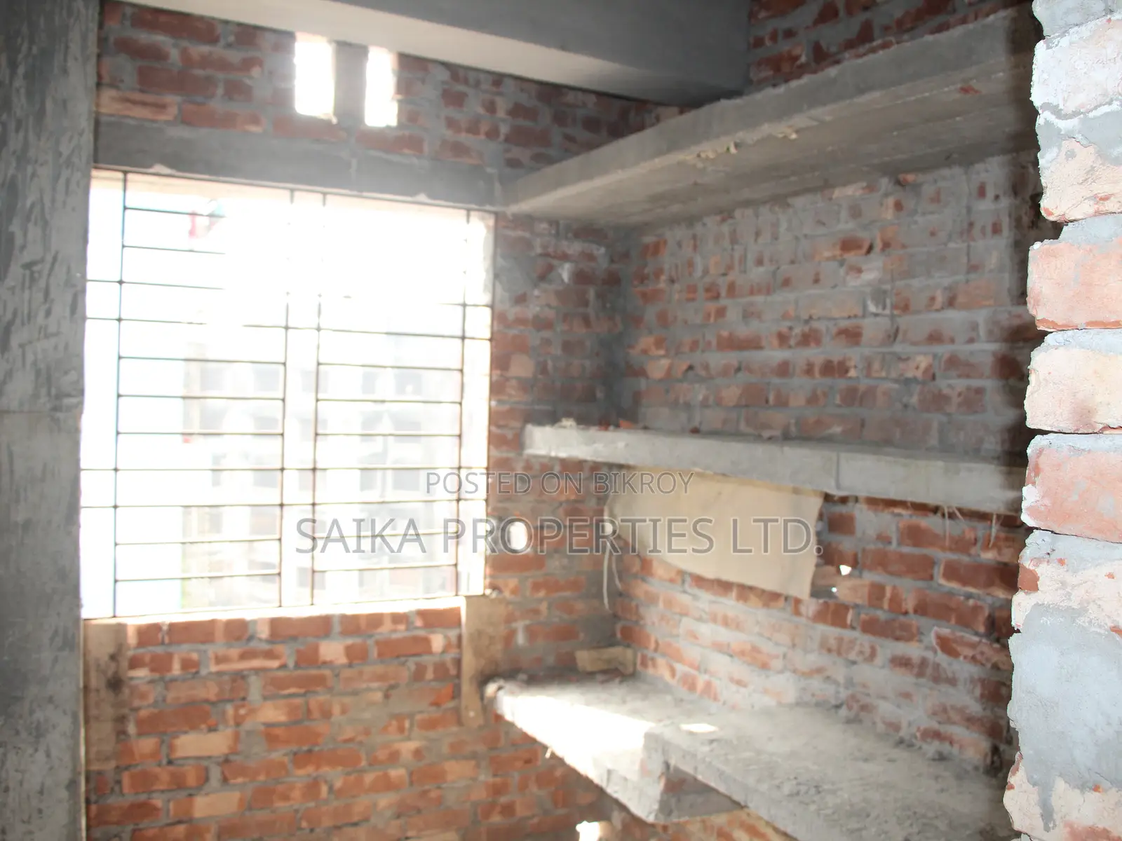 প্রায় রেডি ১৩০০ বর্গফুট ফ্ল্যাট | আজই নিশ্চিত করুন