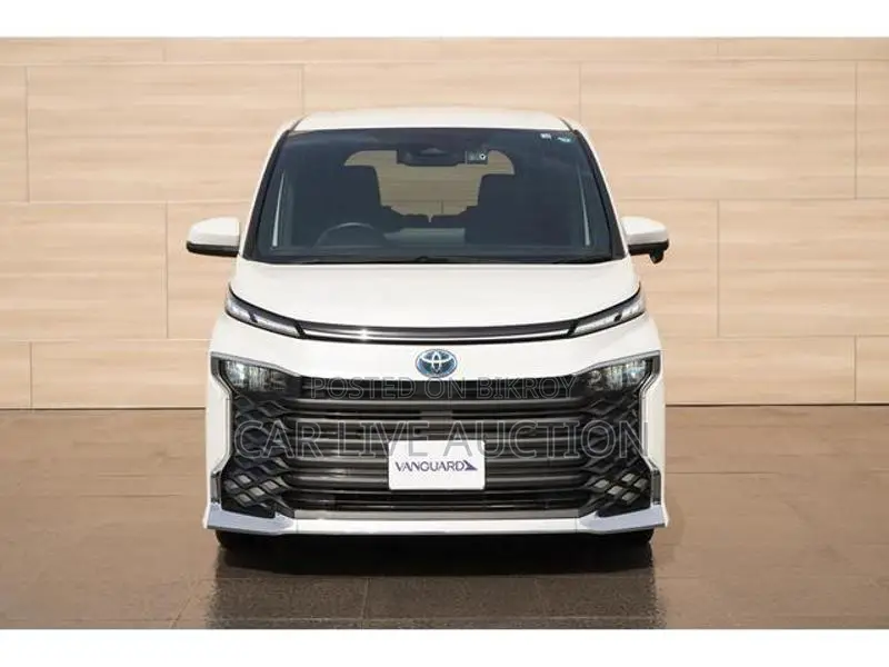 Toyota Voxy Hybrid S-Z 2022