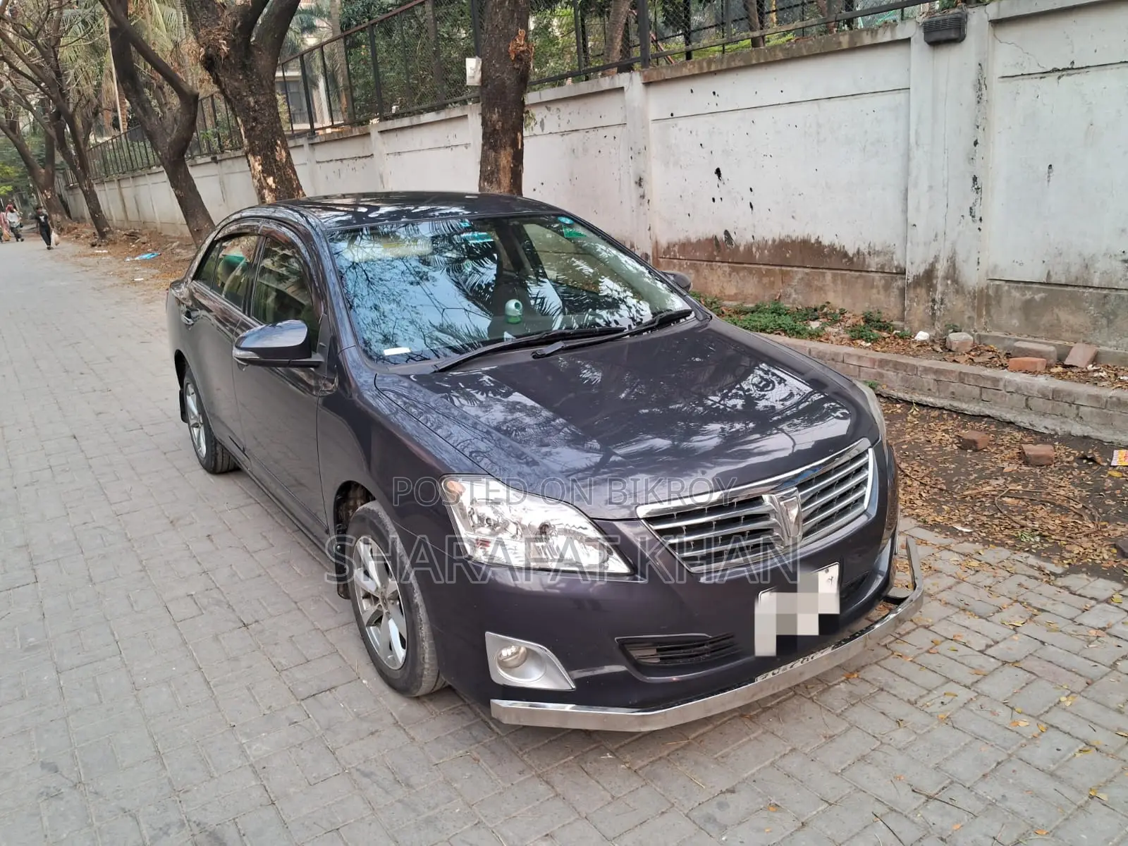 Toyota Premio F 2014