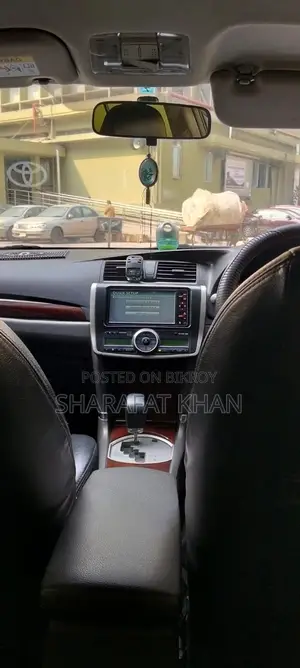 Toyota Premio F 2014