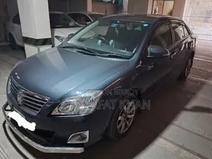 Toyota Premio F 2014