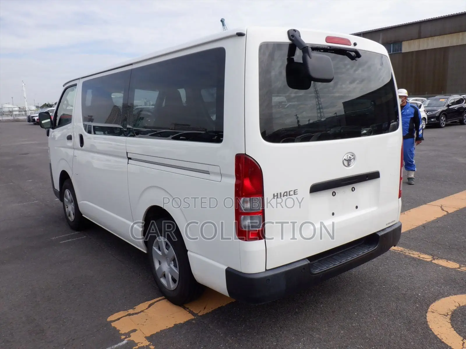 Toyota Hiace DX 2020
