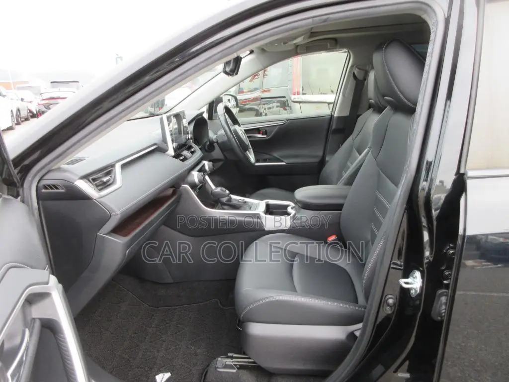 Toyota RAV4 G Hybrid Black 2022