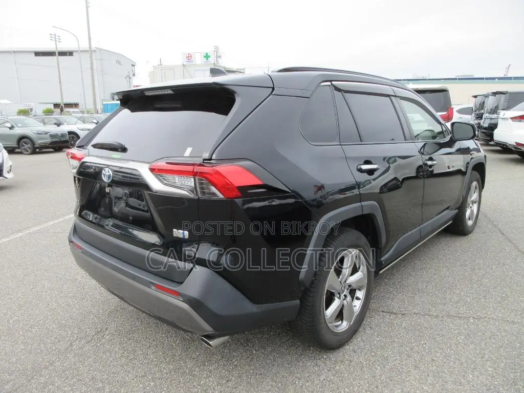 Toyota RAV4 G Hybrid Black 2022