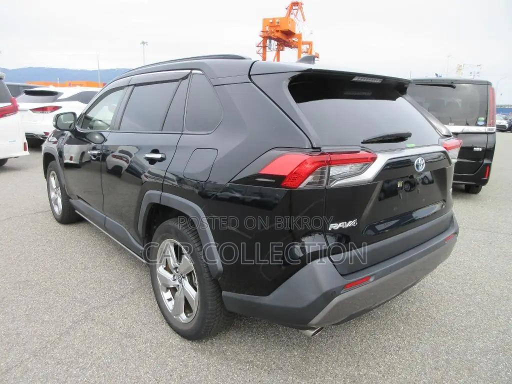 Toyota RAV4 G Hybrid Black 2022