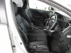 Honda Grace HYBRID PUSH DX 2020