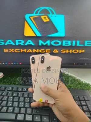 Apple iPhone XS (Used)