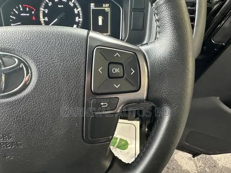 Toyota Hiace SUPER GL DARK PRIME 2021