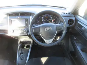 Toyota Fielder Ex Hybrid Silver 2022