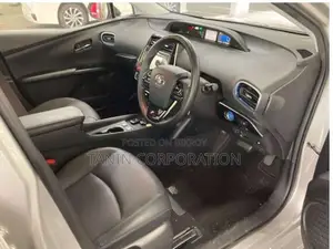 Toyota Prius S Touring 2020