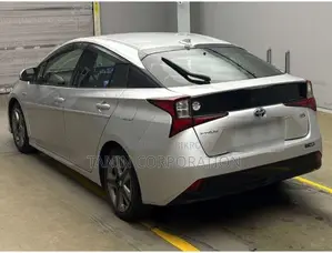 Toyota Prius S Touring 2020
