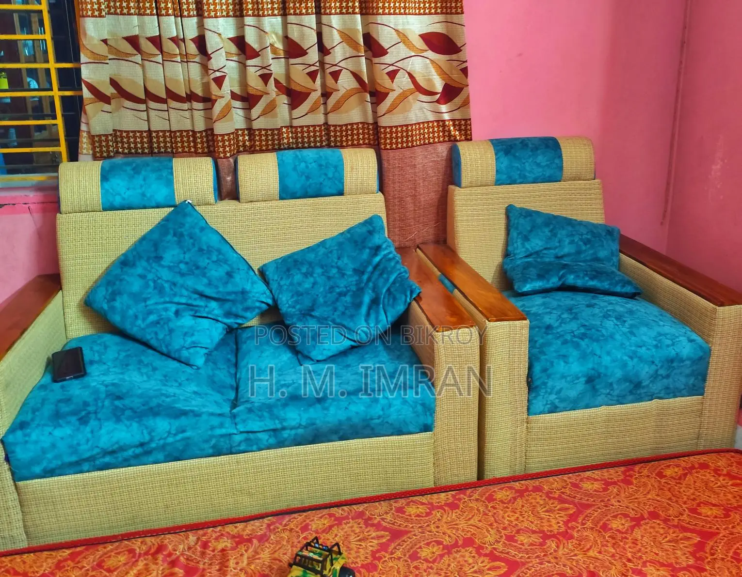 5-Seater Sofa Set for Sale. Location: Chandra, Polanpara, Kaliakair.