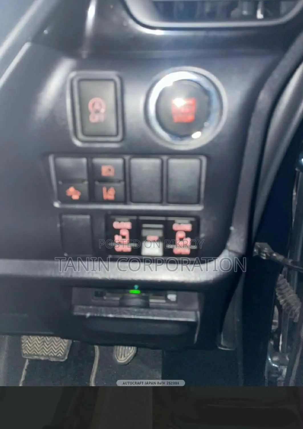 Toyota Noah Non Hybrid WXB V-2 2020