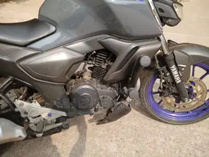 Yamaha FZS V3 Deluxe 2023