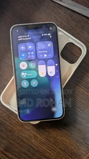 Apple iPhone 13 (Used)