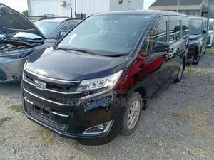 Toyota Noah Hybrid G 2 Door PW 2020