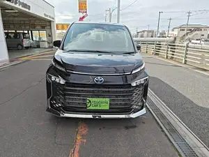 Toyota Voxy Hybrid S-Z Full Opn 2023