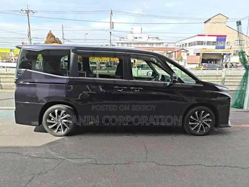Toyota Voxy Hybrid S-Z Full Opn 2023