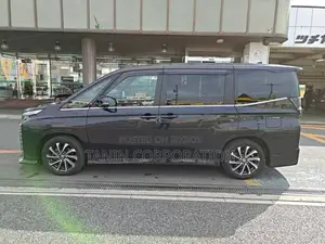 Toyota Voxy Hybrid S-Z Full Opn 2023