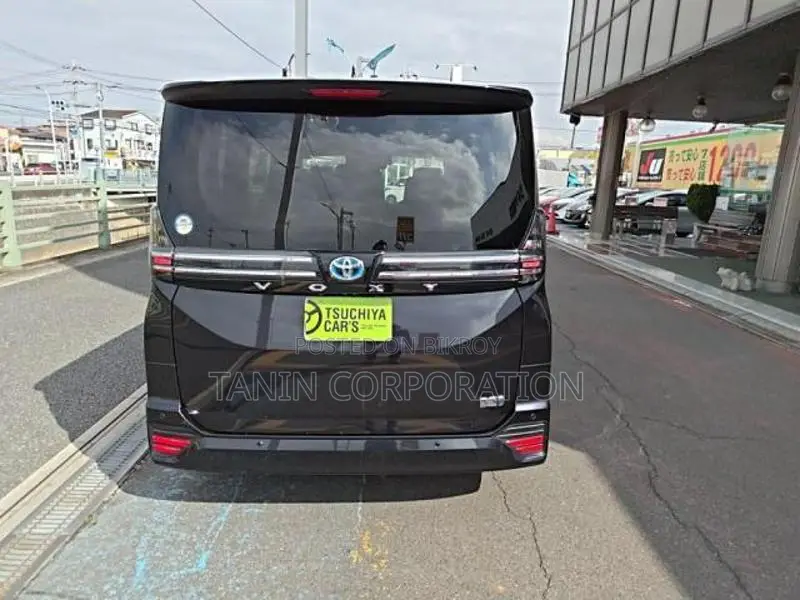 Toyota Voxy Hybrid S-Z Full Opn 2023