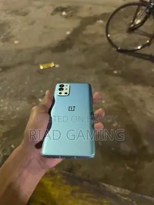 OnePlus 9R 8/256 (Used)