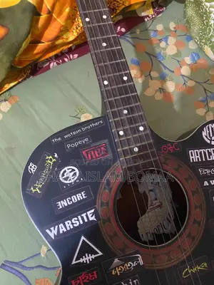 Used original Signature Topaz 265 guitar for sale.