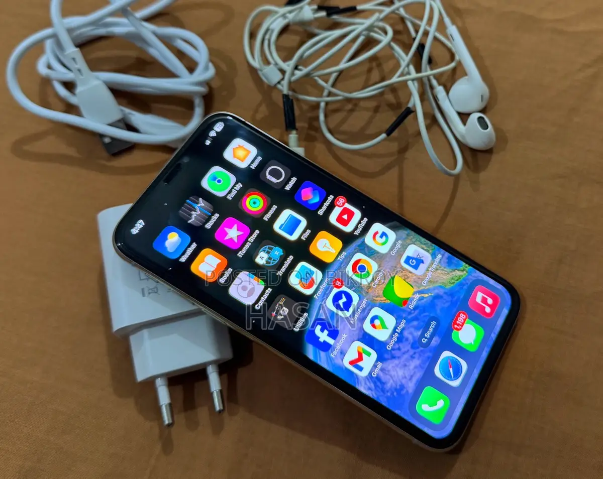 Apple iPhone X 64GB (Used)
