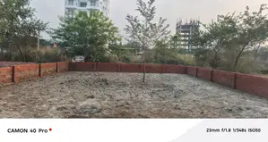 4 কাঠার প্লট বিক্রয় P ব্লক বসুন্ধরা আবাসিক ।
