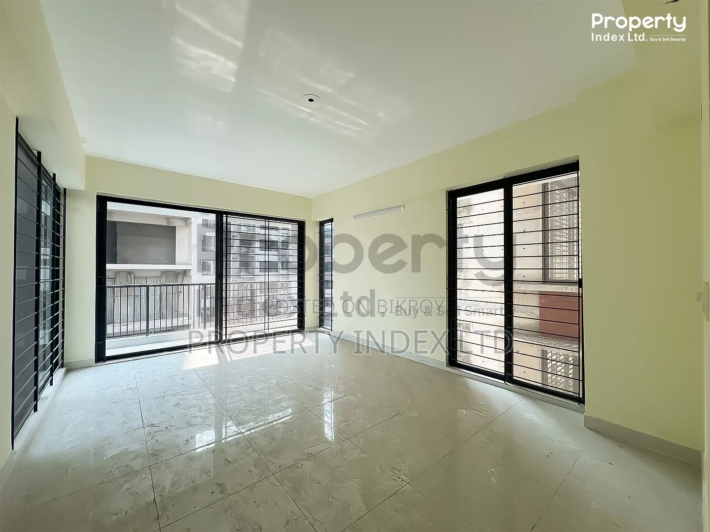 Ready Apartment For Sale! 2500 Sqft Flat At Bashundhara K Block