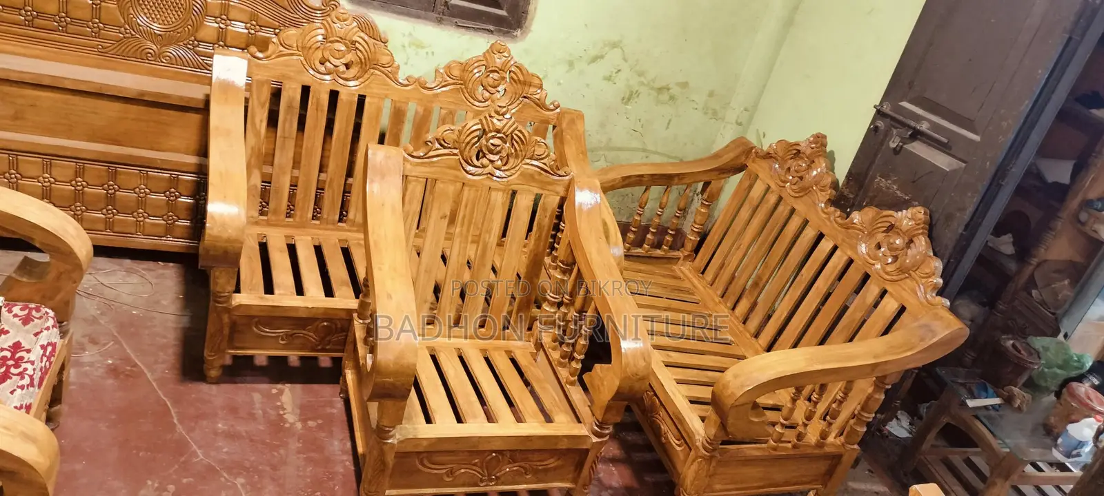 This sofa set of 13500 Taka will be sold