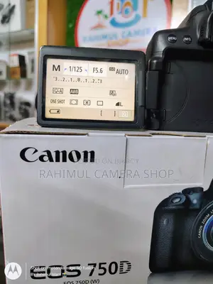 Canon 750d With 50mm Prime Lens 1.8
