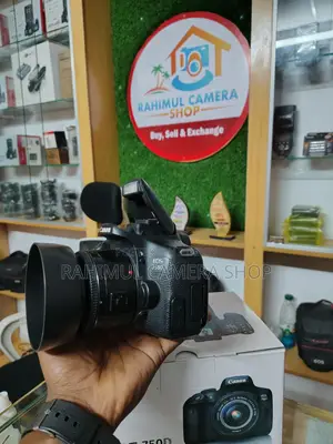 Canon 750D With 50mm Prime Lens 1.8