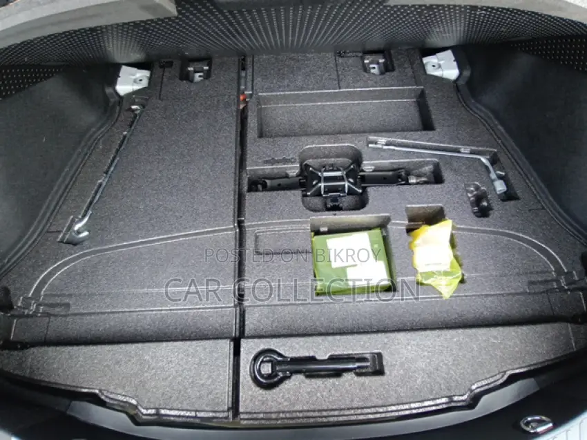 Toyota Prius S Safety Plus- 2 2021