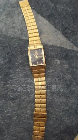 Elize Watch