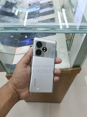 Realme GT 6T 8/256 (Used)