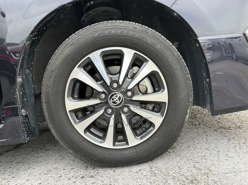 Toyota Esquire GI PREMIUM (BodyKit) 2020