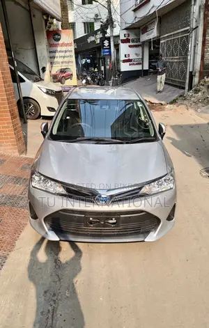 Toyota Axio EX PUSH HYBRID-PKG 2020