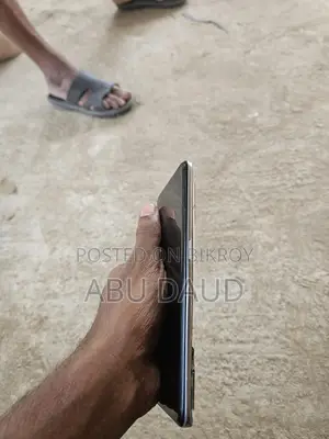 Realme GT Neo 3T 6,128 (Used)