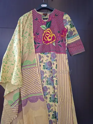 Aarong এর সালোয়ার কামিজ বিক্রি