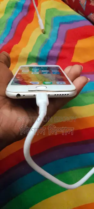 Apple iPhone 6 . (Used)