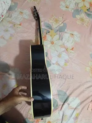 Acoustic Guitar বিক্রয় করা হবে