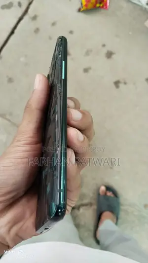 OnePlus 9R . (Used)