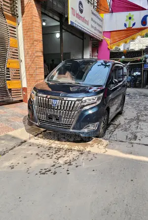 Toyota Esquire TWO DOOR POWER PUSH 2020