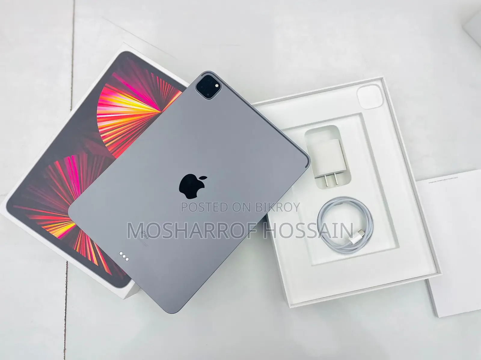 iPad Pro 11 3rd Gen 128gb 90% Battery Health Full Boxed
