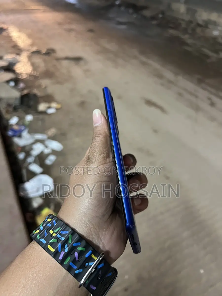 Motorola G85 (Used)